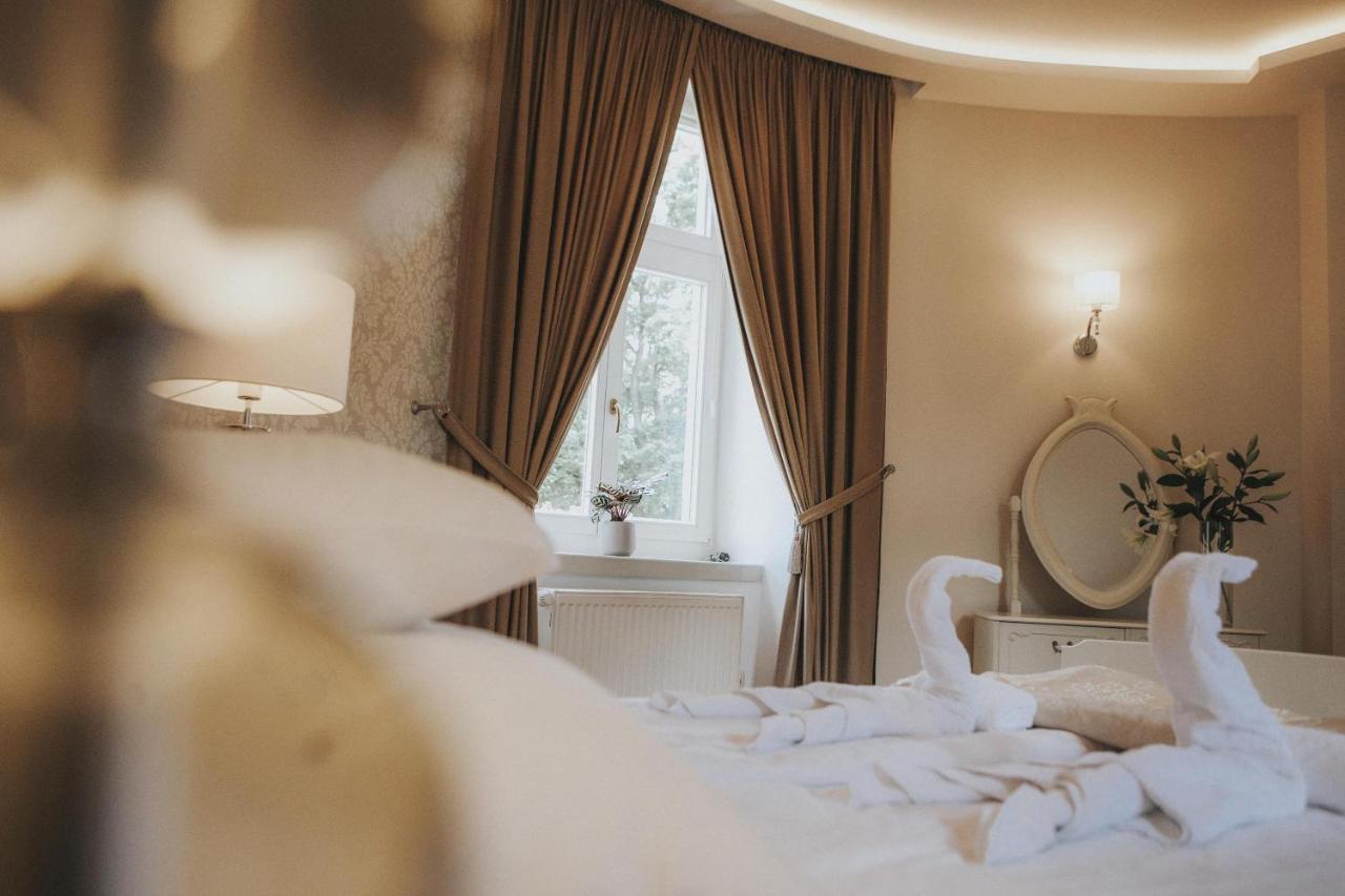 Hotel Zamek Chalupki Eksteriør bilde